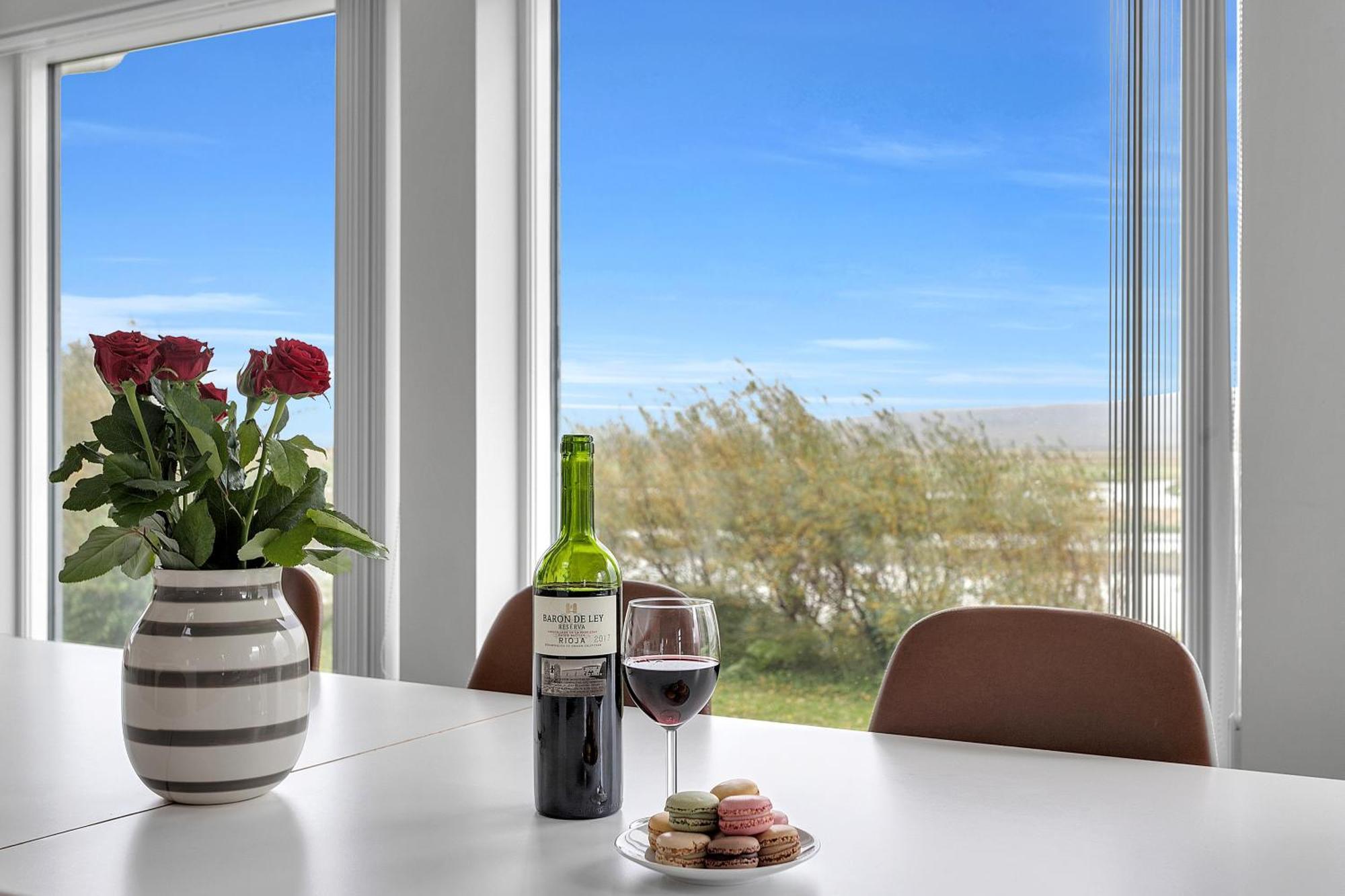 Luxury Villa With River View Laugaras Zewnętrze zdjęcie