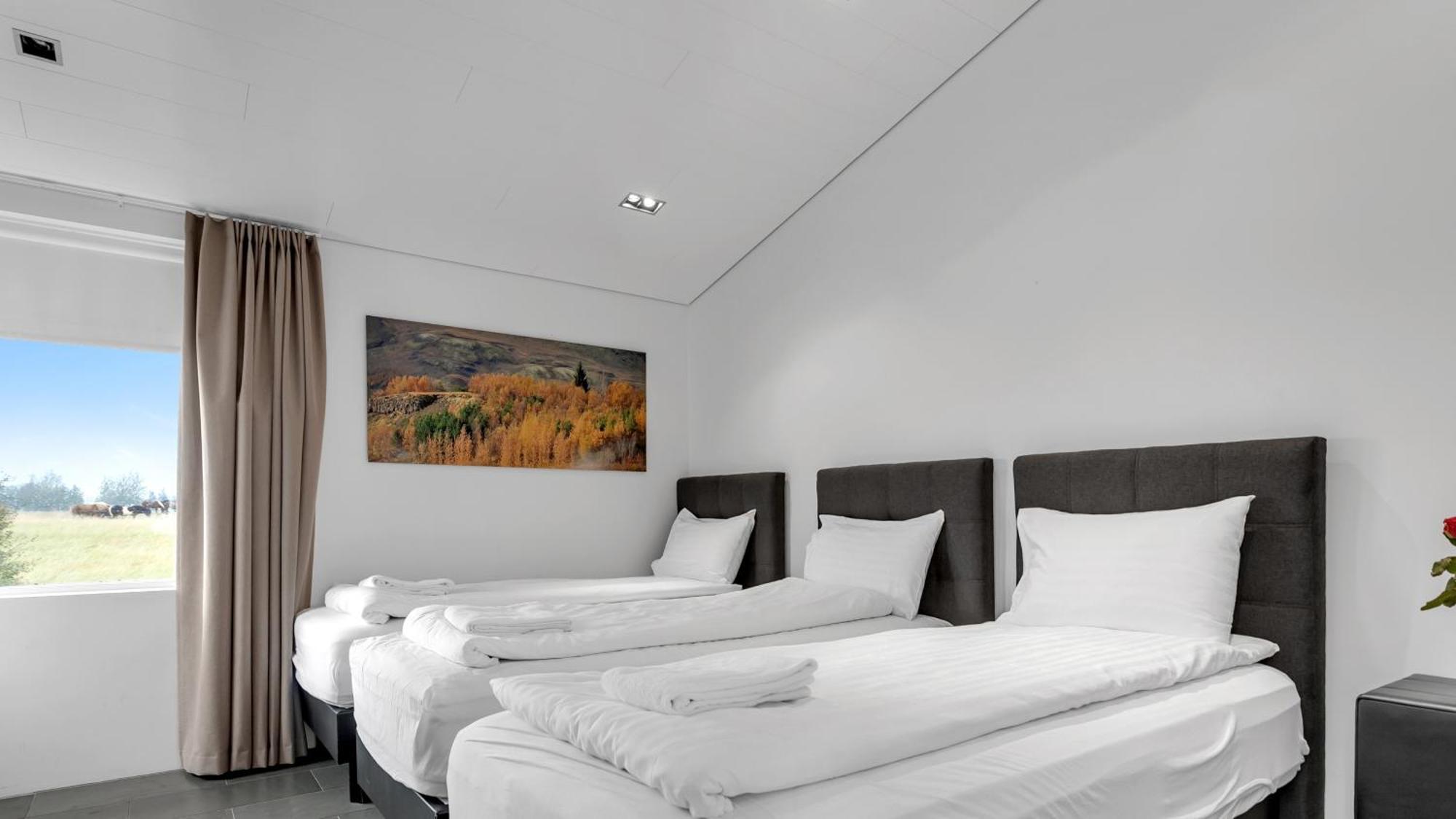 Luxury Villa With River View Laugaras Zewnętrze zdjęcie